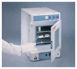 Thermo Scientific™ Lindberg/Blue M™ Vacuum Ovens