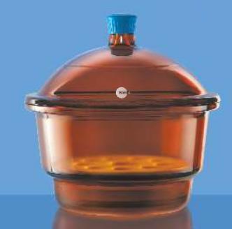 Borosil Amber with Cover and Porcelain Plate, Plastic Knob Desiccator (3084)